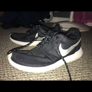 Nike Roshes